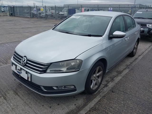 VOLKSWAGEN PASSAT S B 2012