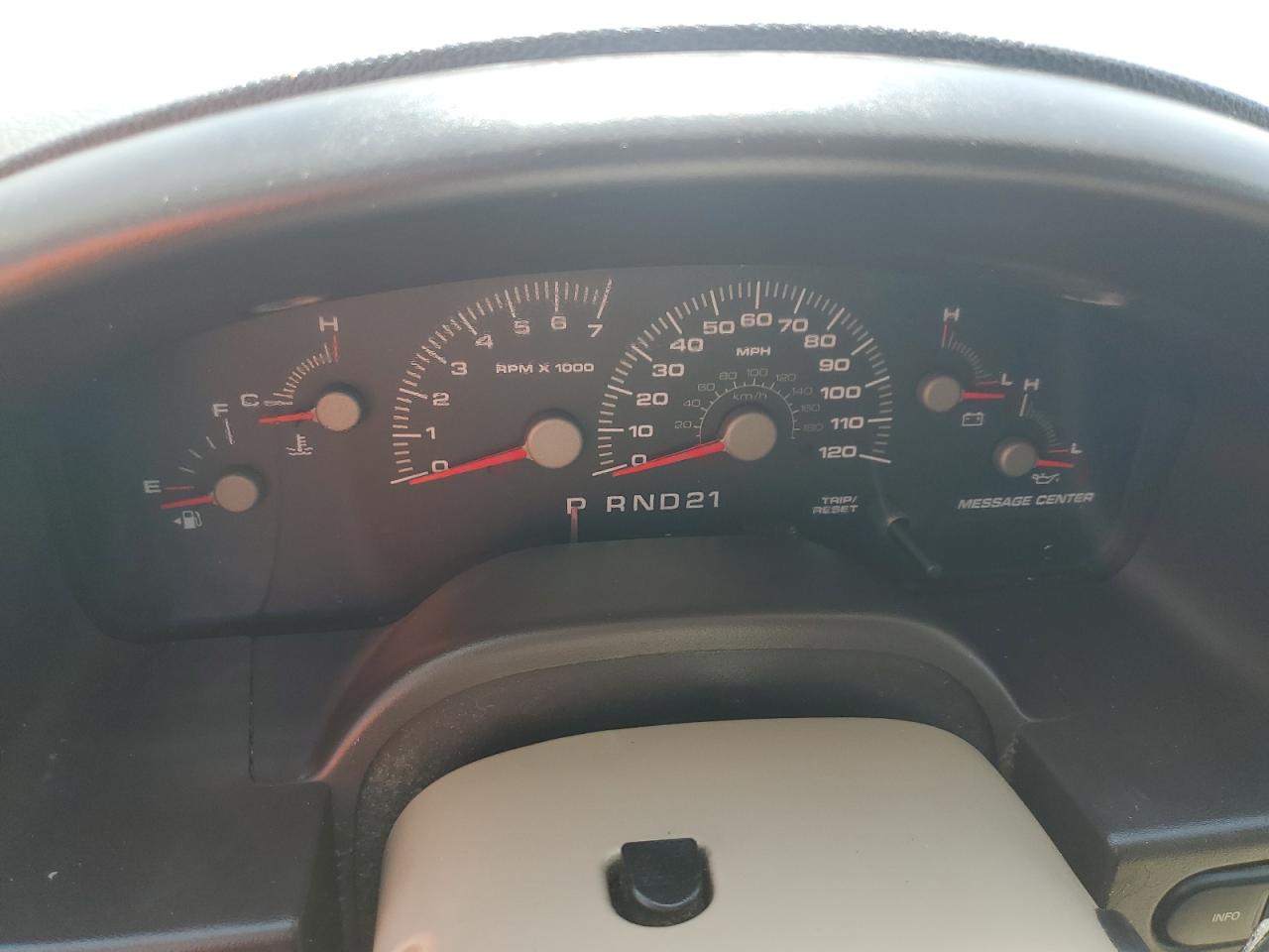 2004 Ford Expedition Eddie Bauer VIN: 1FMRU17W34LA18164 Lot: 61985495