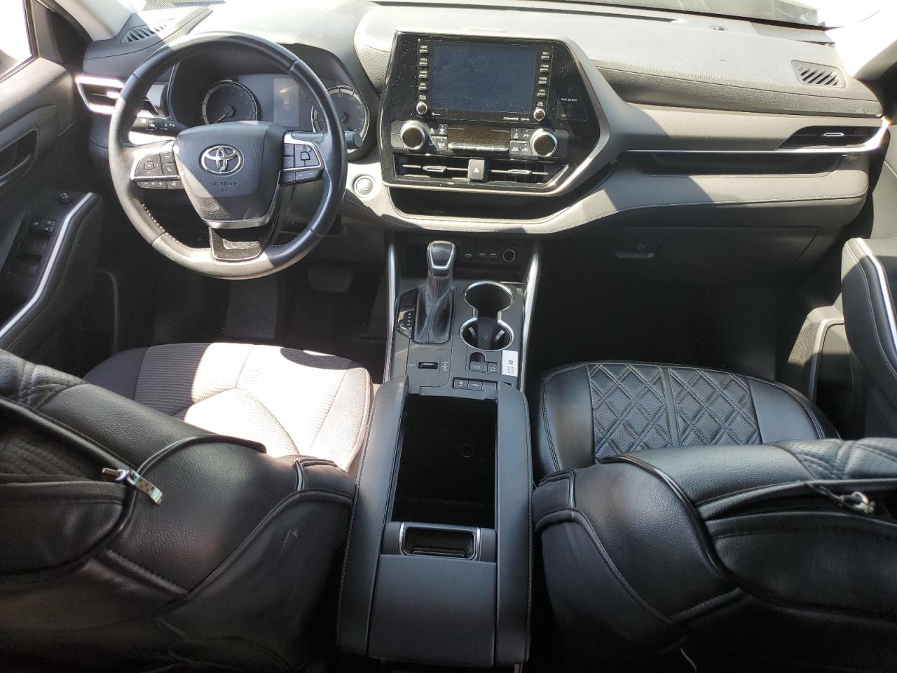 2021 Toyota Highlander L VIN: 5TDZZRAH3MS074618 Lot: 60868955