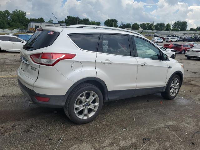  FORD ESCAPE 2016 Biały