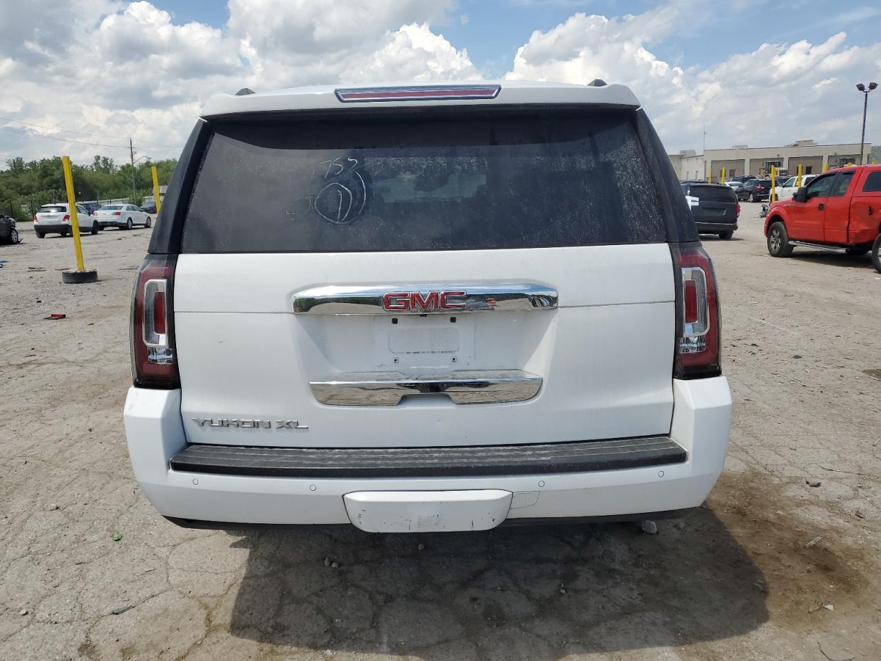 2017 GMC Yukon Xl C1500 Slt VIN: 1GKS1GKC6HR237755 Lot: 62642015