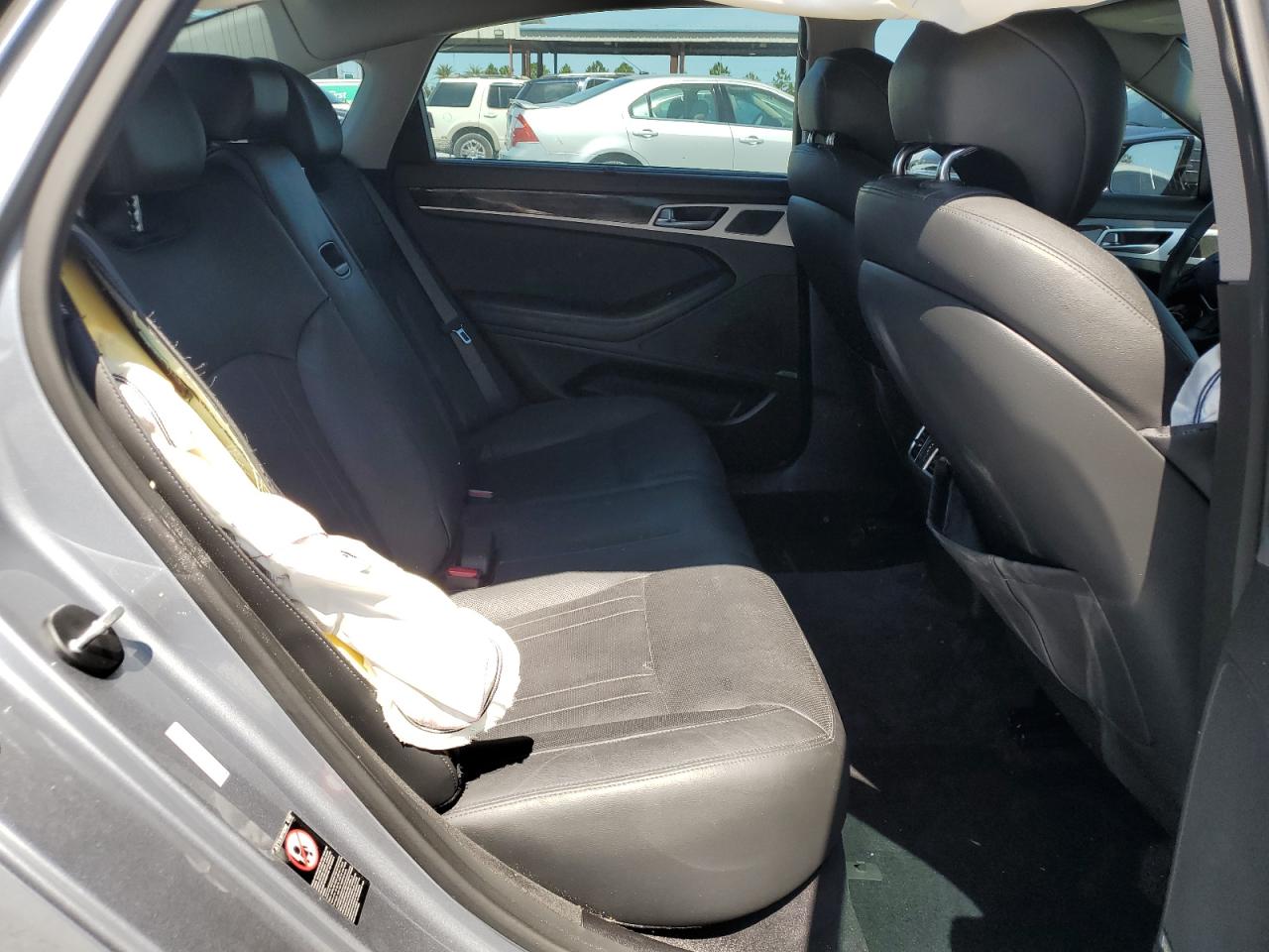 2016 Hyundai Genesis 3.8L VIN: KMHGN4JE2GU138428 Lot: 61870045