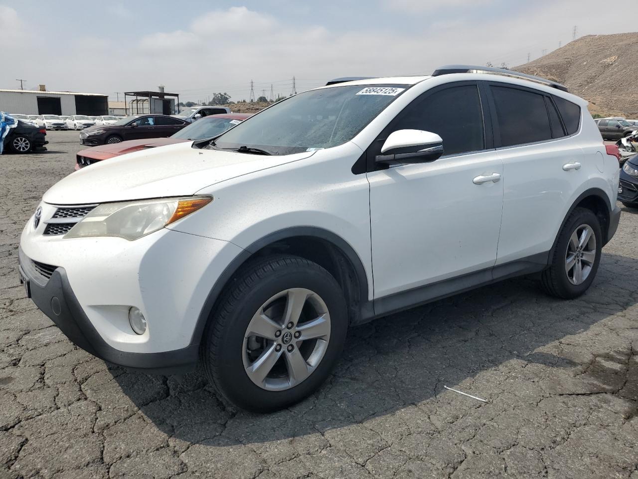 2015 Toyota Rav4 Xle for Sale in Colton, CA - Side