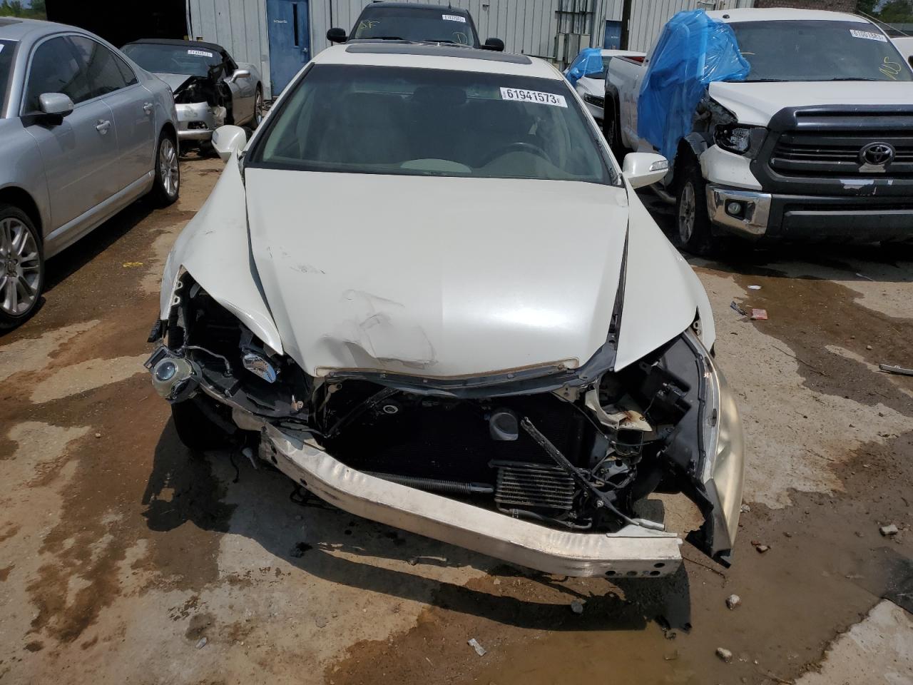 2005 Acura Rl VIN: JH4KB16555C001323 Lot: 56108974