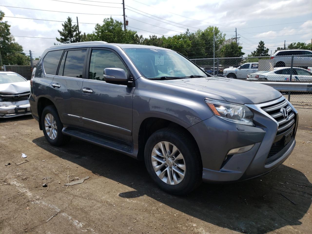 2016 Lexus GX - Image 4