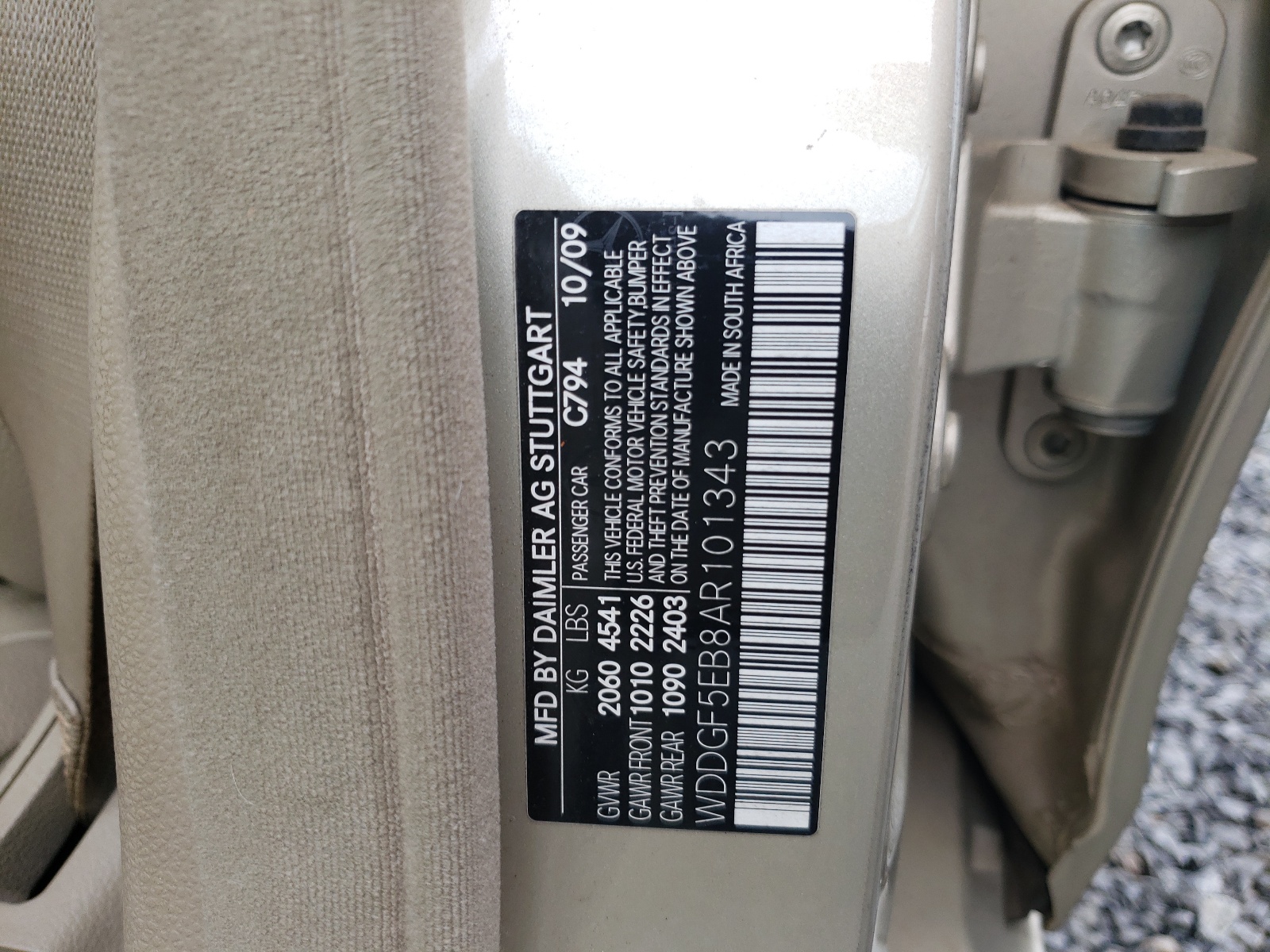 WDDGF5EB8AR101343 2010 Mercedes-Benz C 300