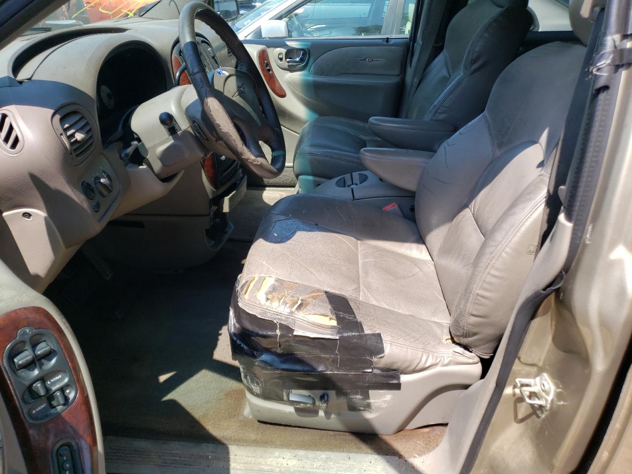 2003 Chrysler Town & Country Limited VIN: 2C8GP64L73R145207 Lot: 67750873