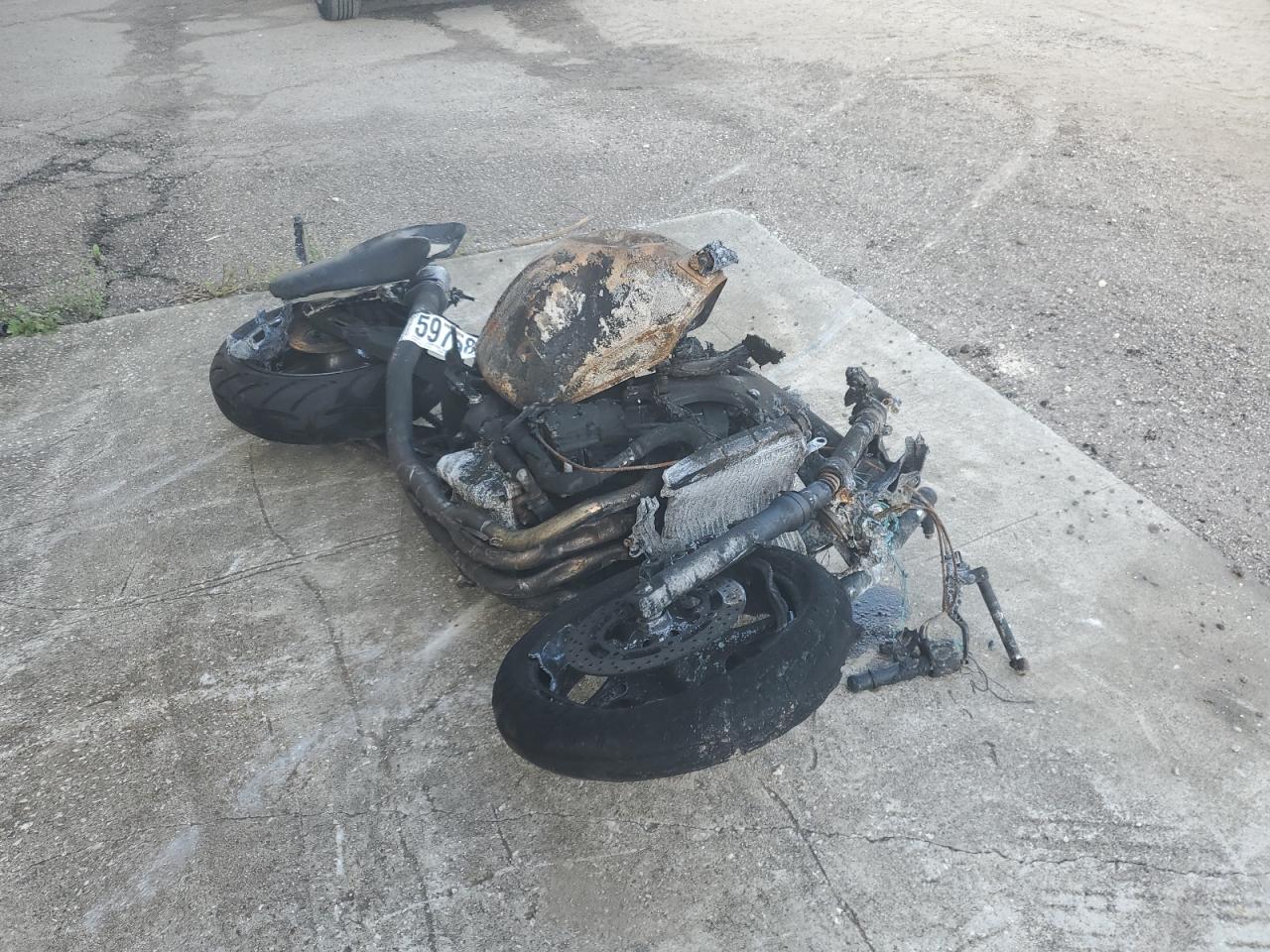 2004 Yamaha Yzfr6 L for Sale in Orlando, FL - Burn