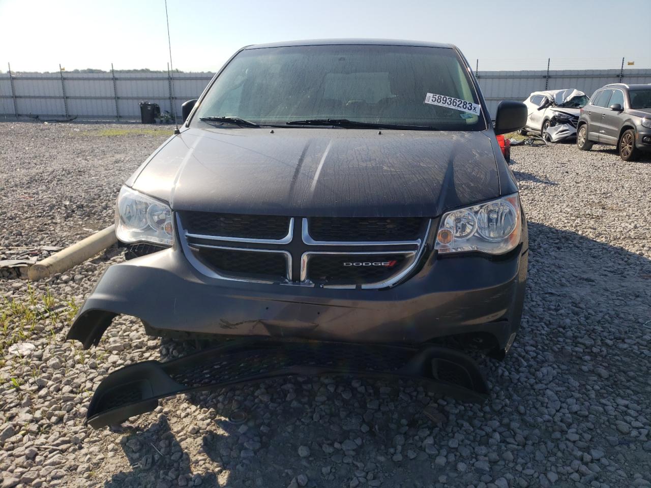 2C4RDGBG6HR599941 2017 Dodge Grand Caravan Se