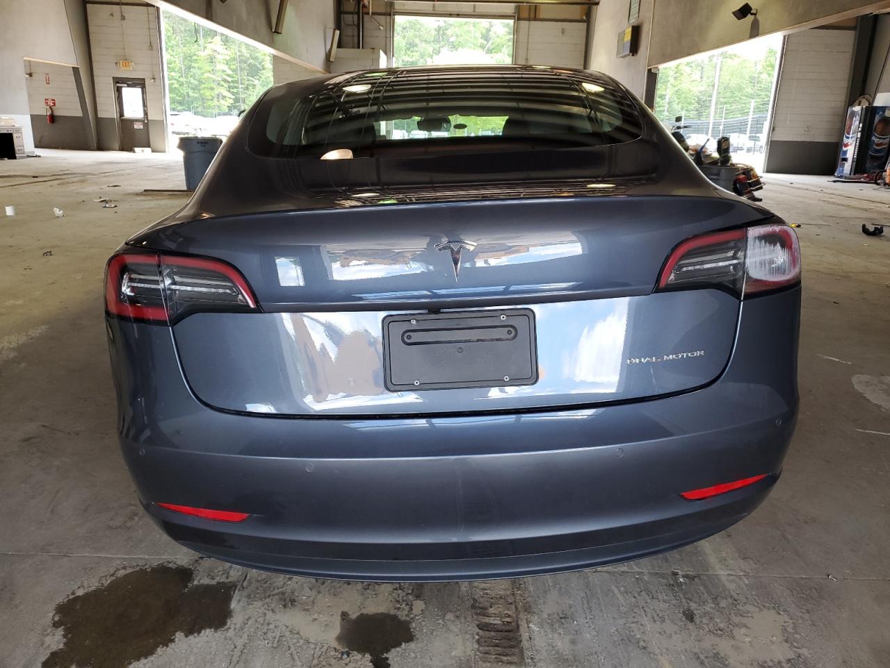 5YJ3E1EB8NF290799 2022 Tesla Model 3