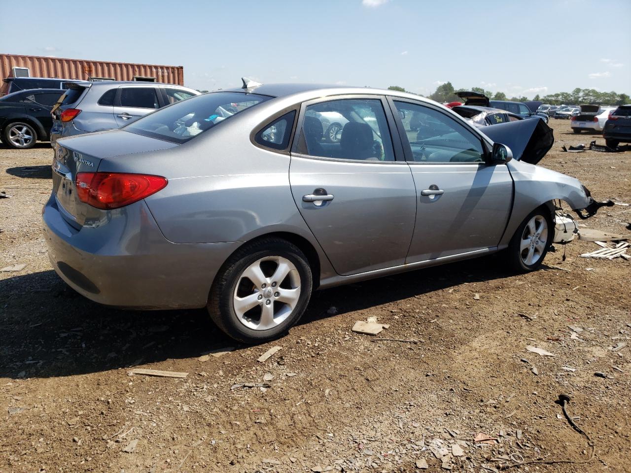 2010 Hyundai Elantra - Image 3