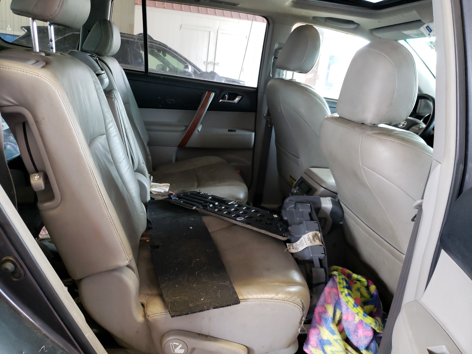 JTEES42A092132976 2009 Toyota Highlander Limited