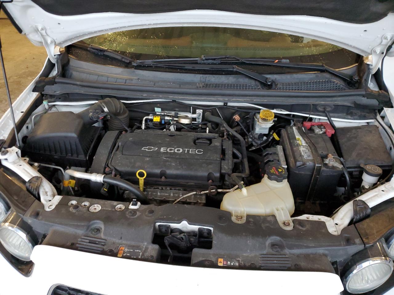 2014 Chevrolet Sonic - Image 11