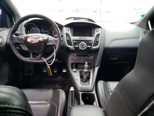  FORD FOCUS 2017 Черный