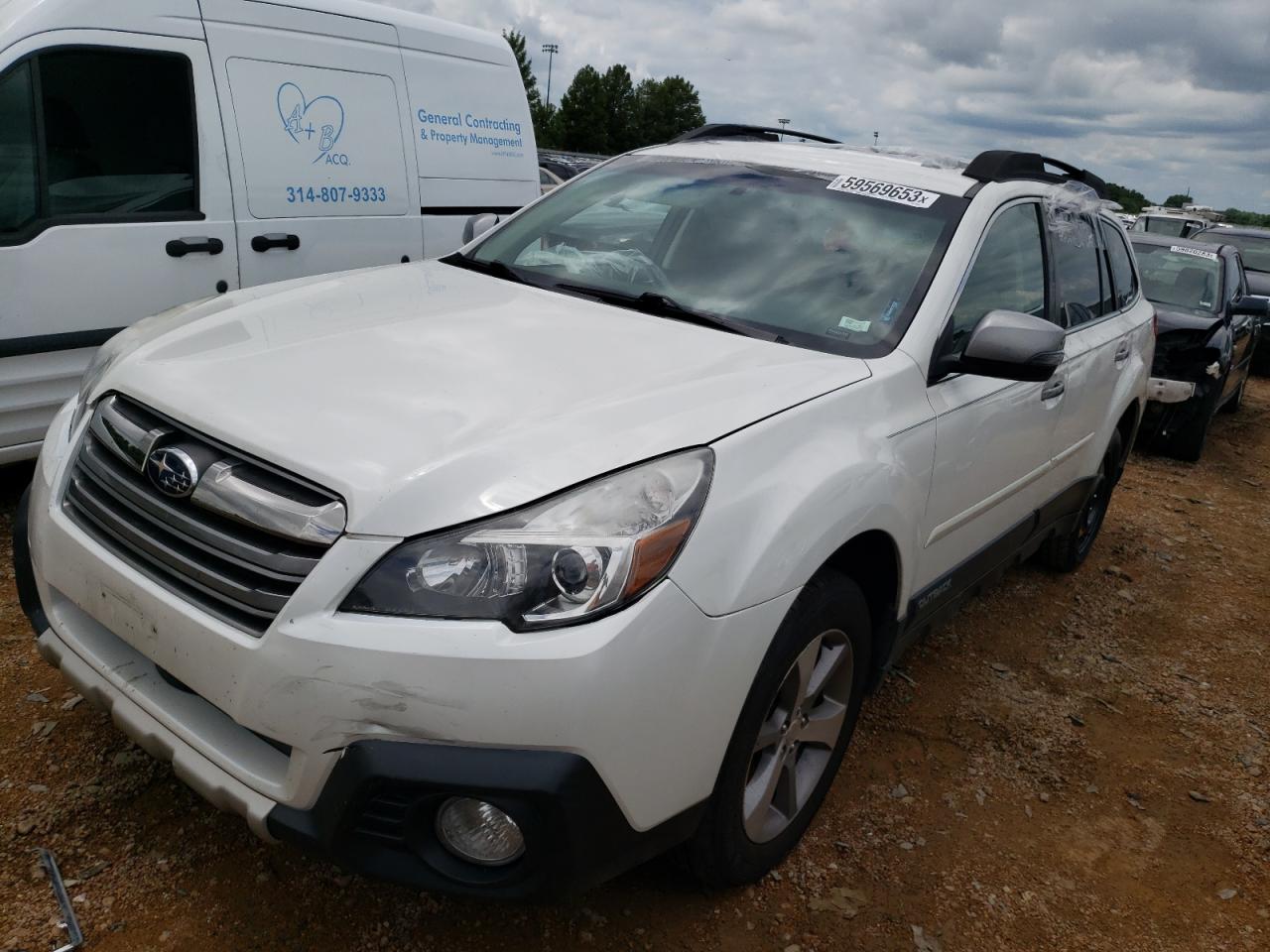 2013 Subaru Outback - Image 1