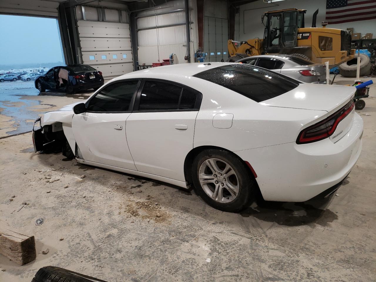 2C3CDXBG0JH207316 2018 DODGE CHARGER - Image 2