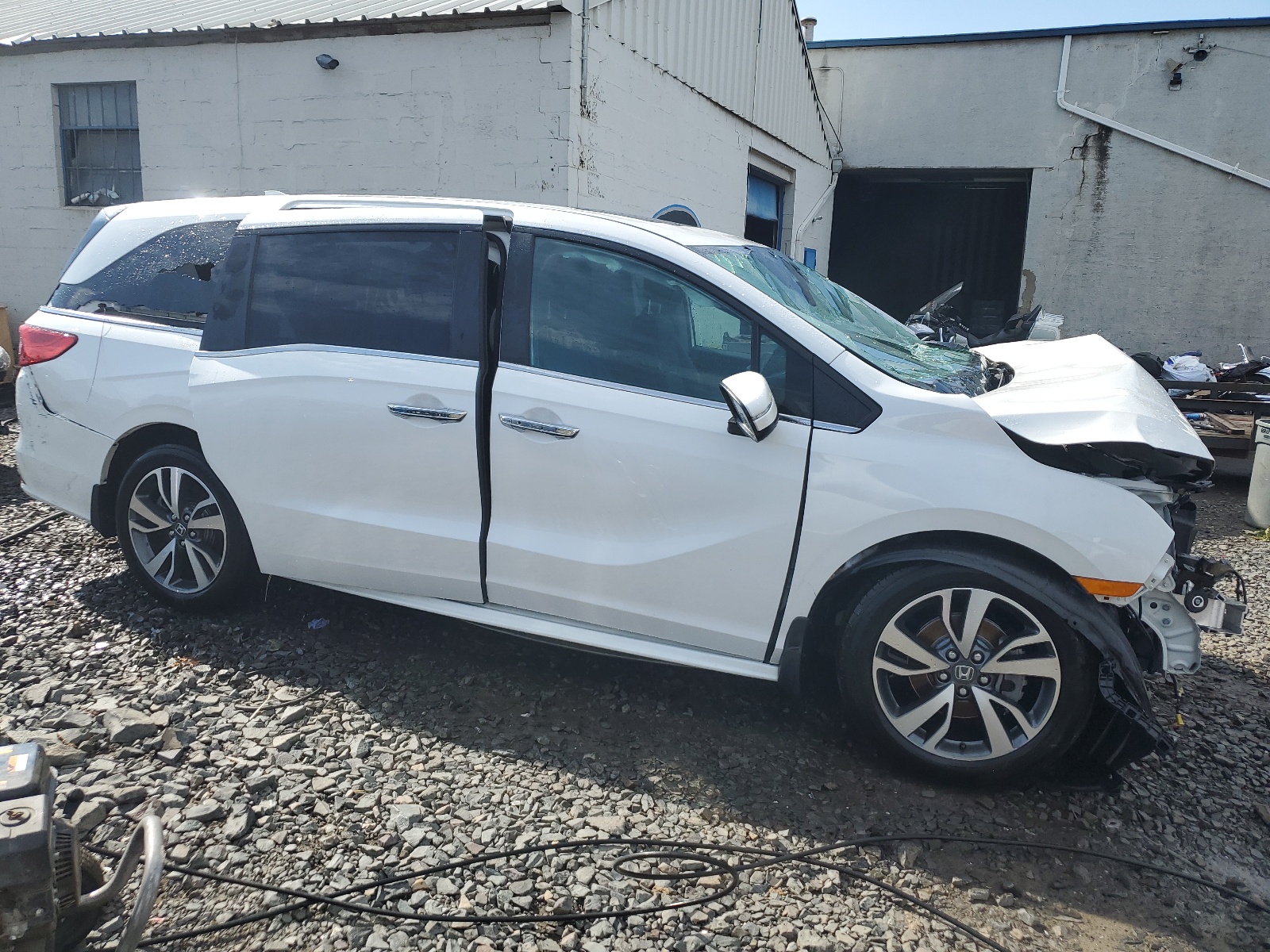 2023 Honda Odyssey Touring vin: 5FNRL6H86PB009048