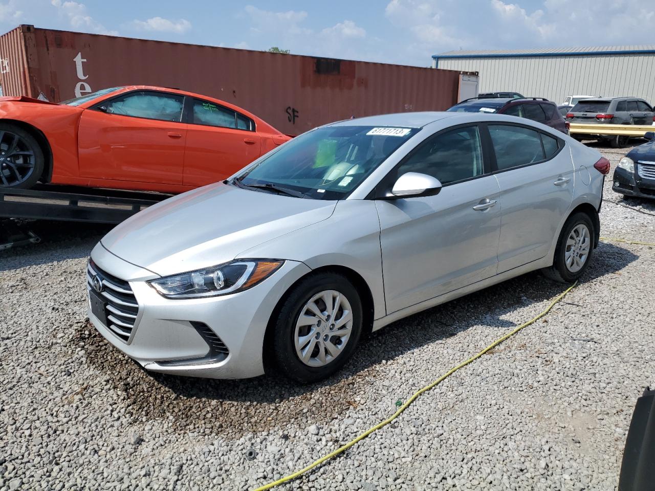 5NPD74LF3HH178066 2017 HYUNDAI ELANTRA - Image 1