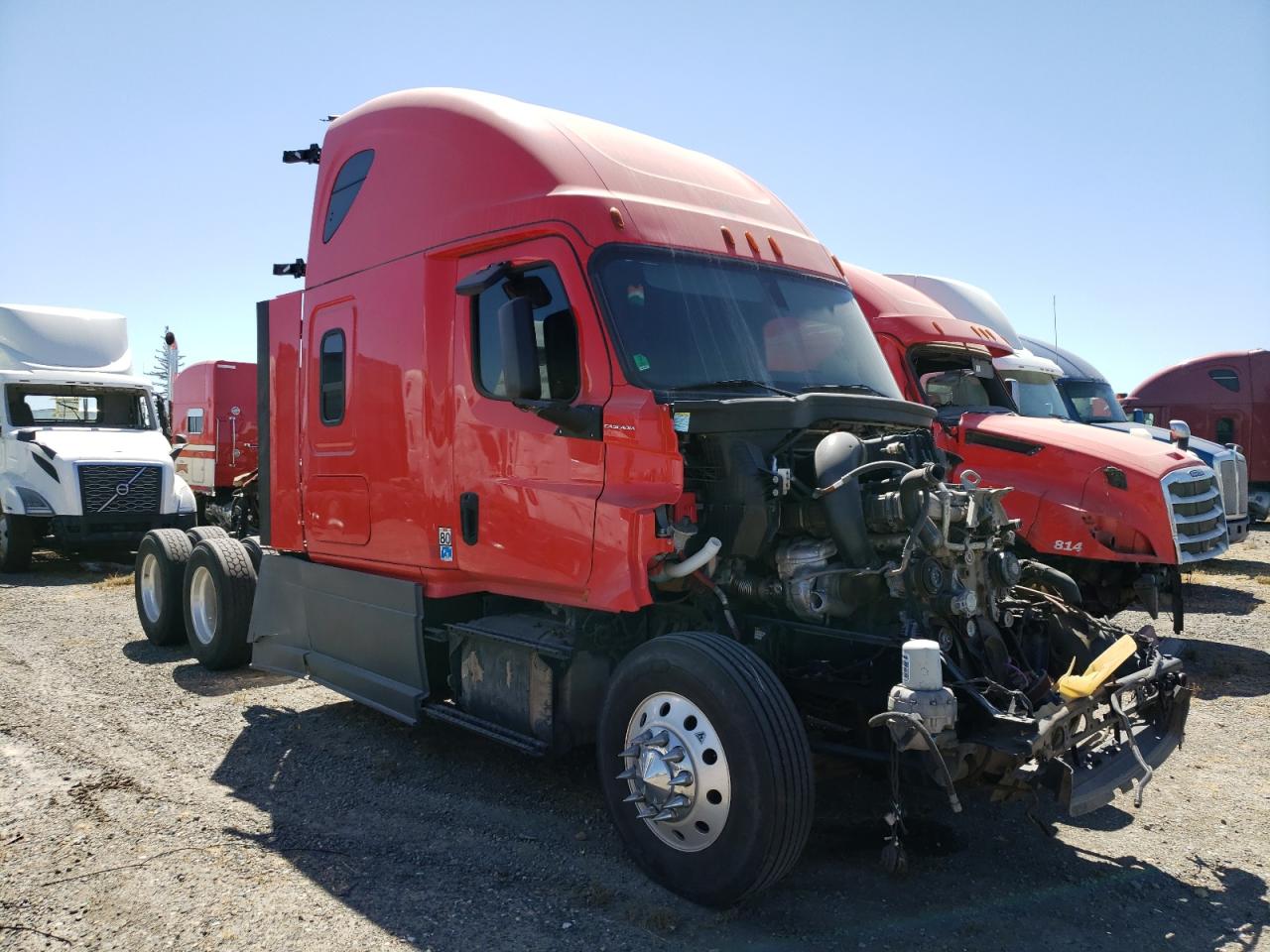 2018 Freightliner Cascadia 126  for Sale in Sacramento, CA - Front End