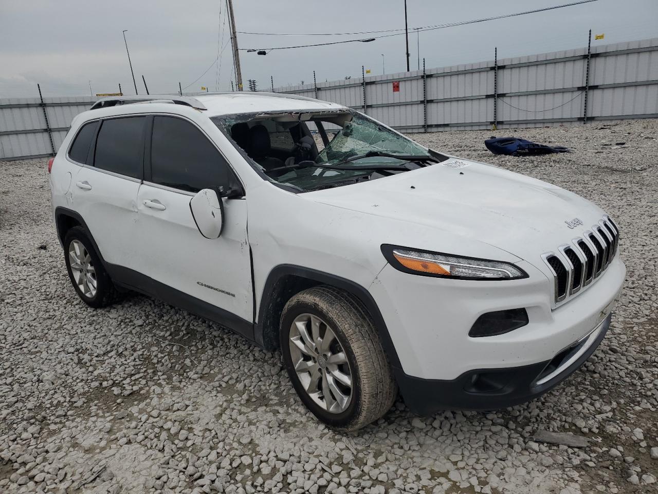 2017 Jeep Cherokee Limited VIN: 1C4PJLDS7HW560308 Lot: 60572413