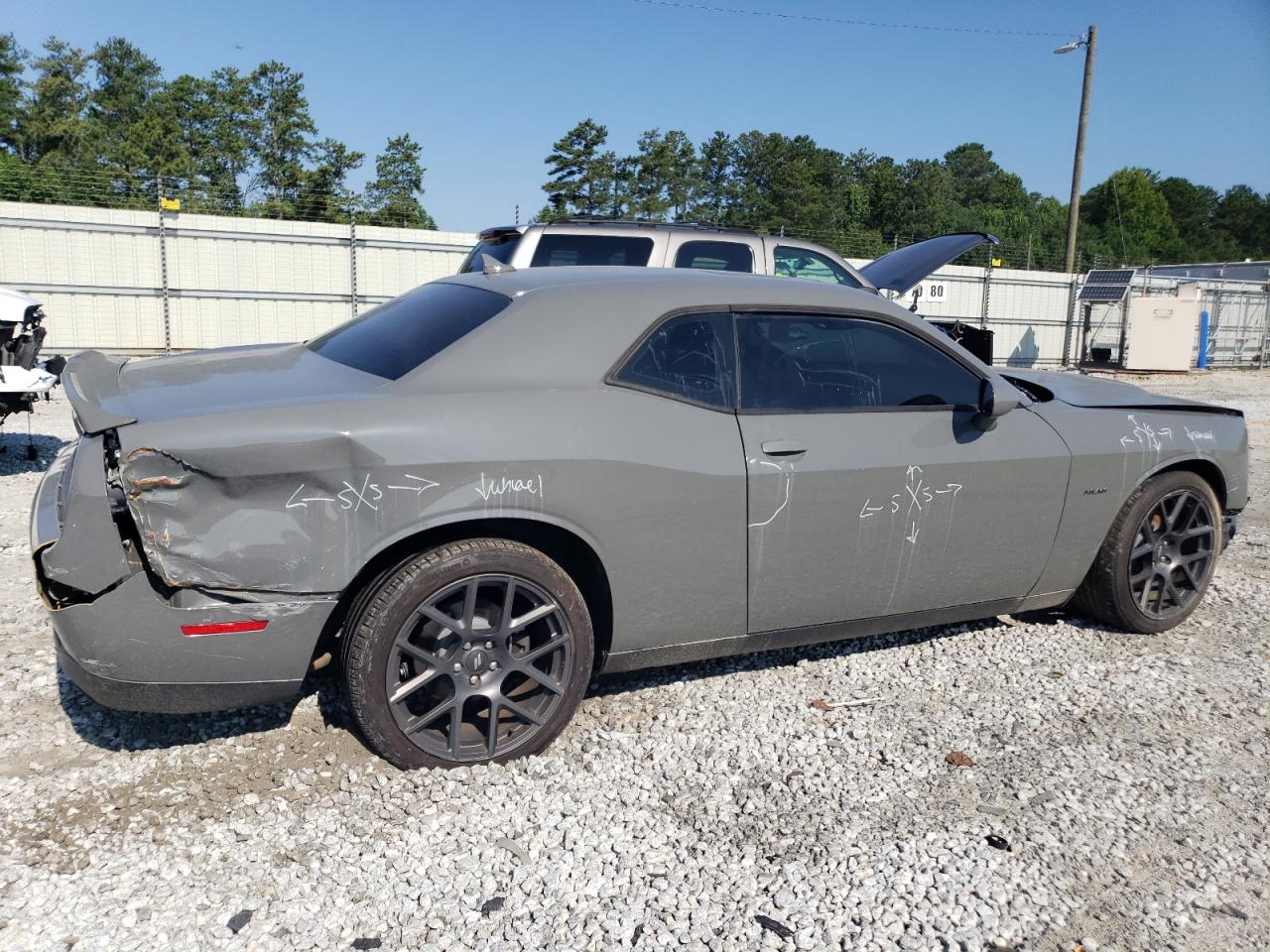 2018 Dodge Challenger - Image 3