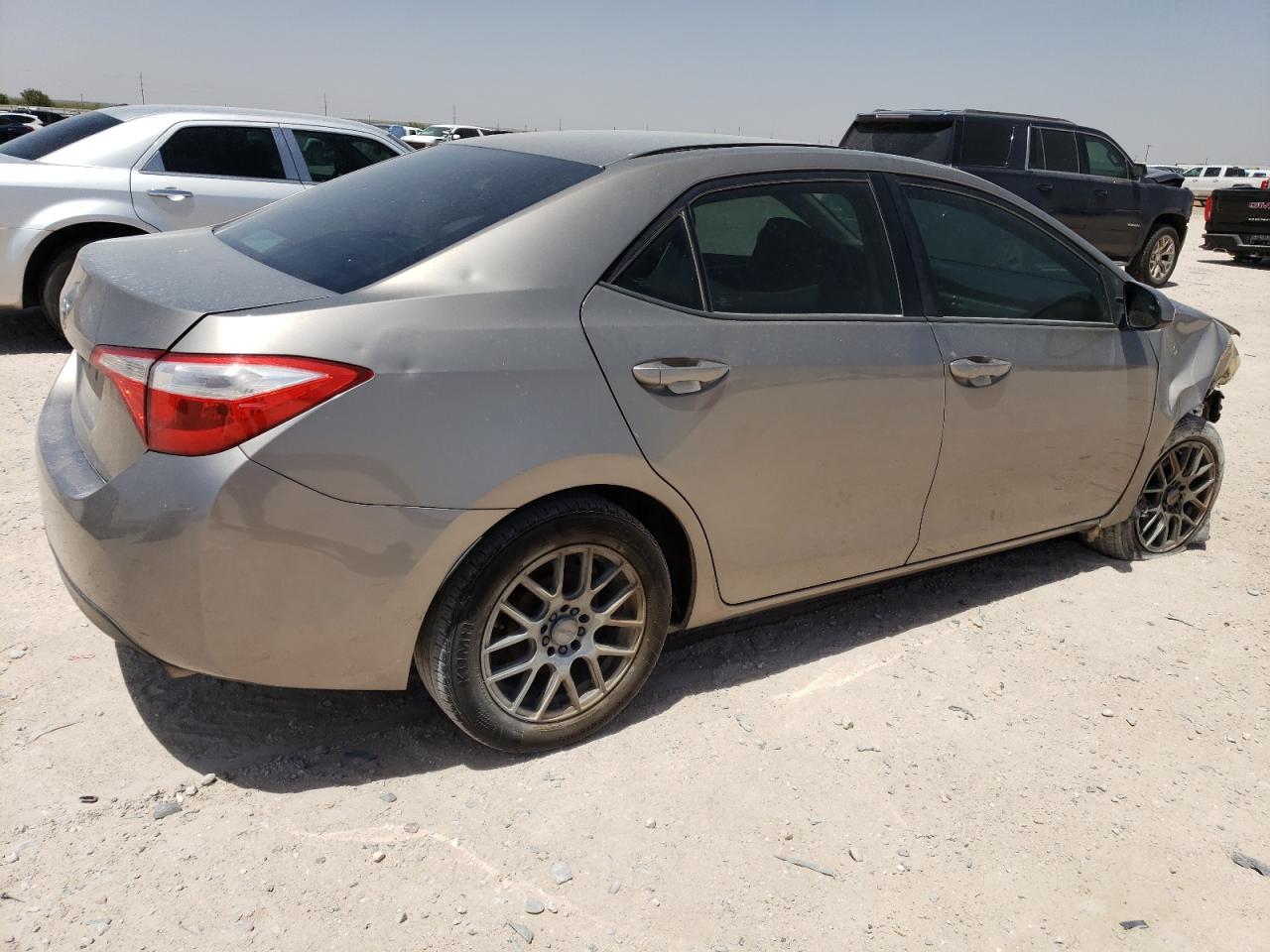 2014 Toyota Corolla L VIN: 5YFBURHEXEP111010 Lot: 61762813