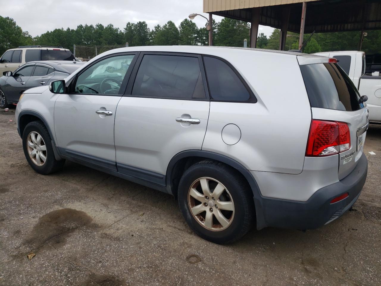 2011 Kia Sorento Base VIN: 5XYKT3A1XBG098413 Lot: 61267463