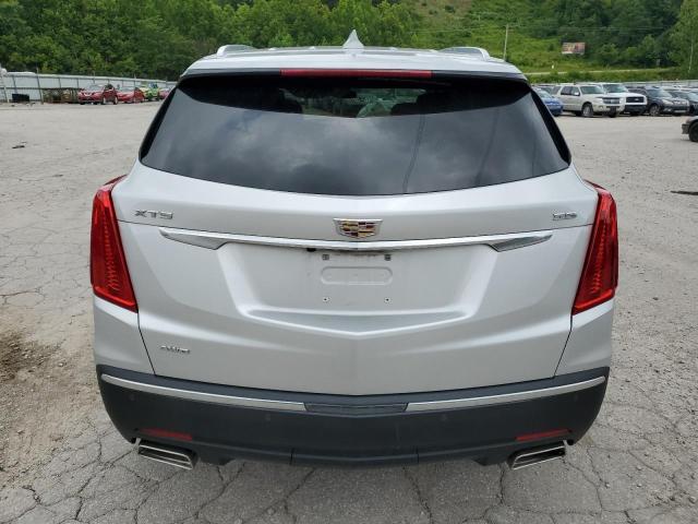  CADILLAC XT5 2019 Серебристый