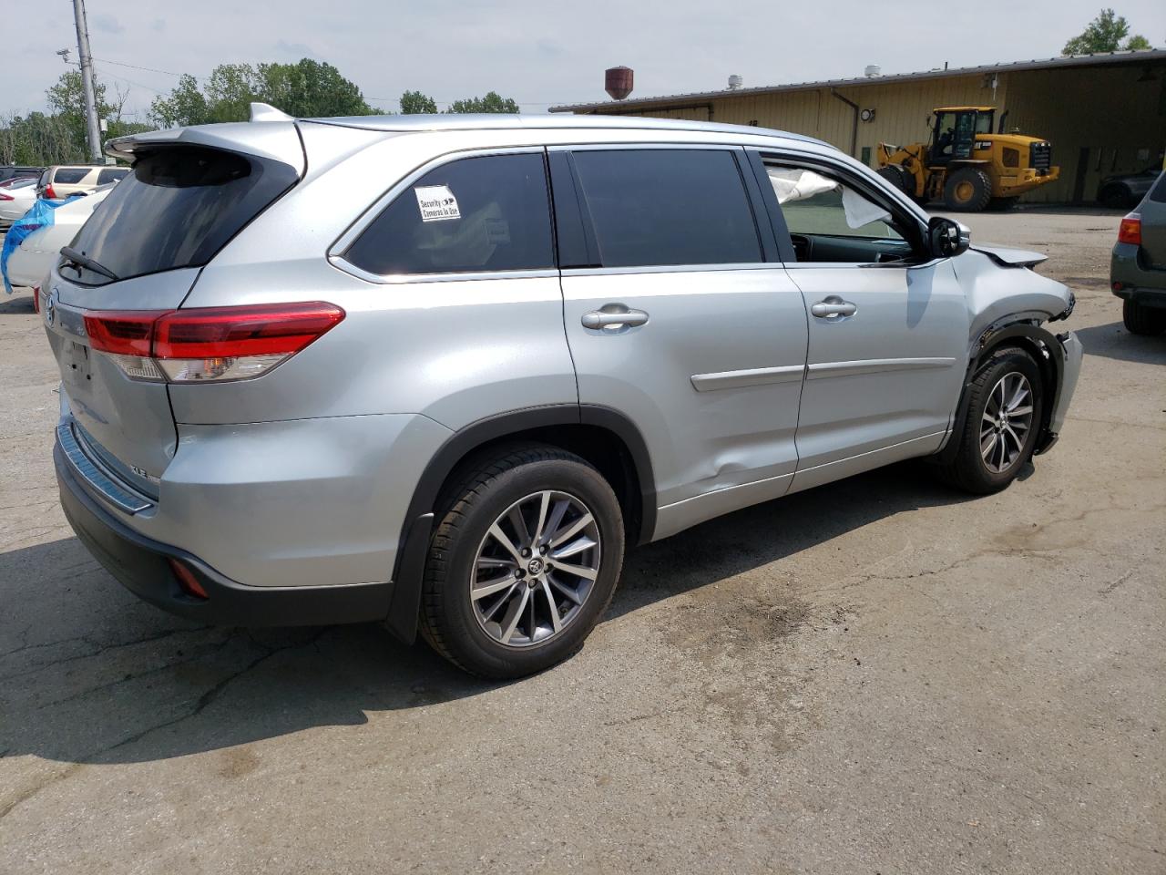 2018 Toyota Highlander Se VIN: 5TDJZRFH6JS525039 Lot: 61291503