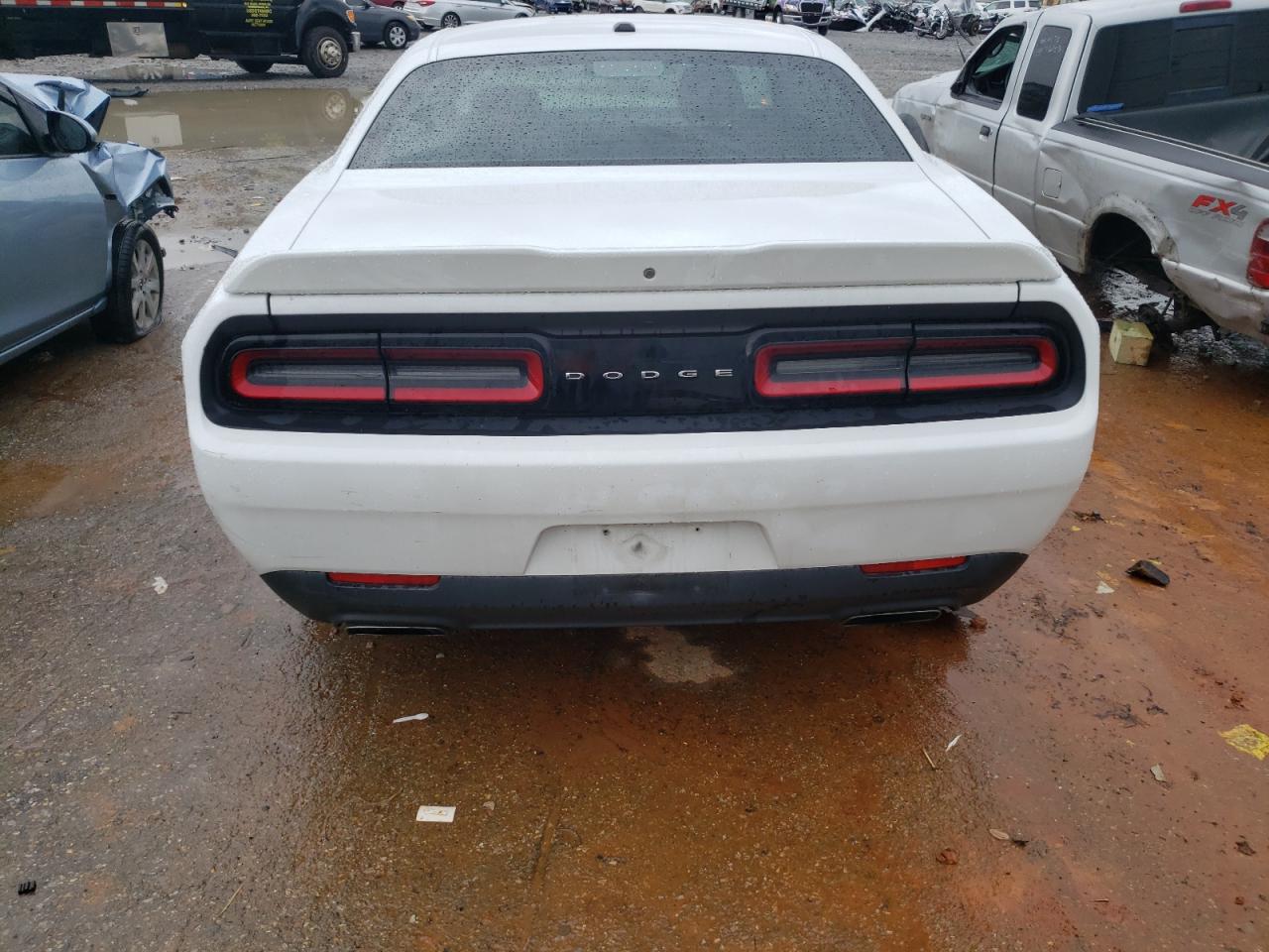 2018 Dodge Challenger R/T VIN: 2C3CDZBT5JH305461 Lot: 59442613