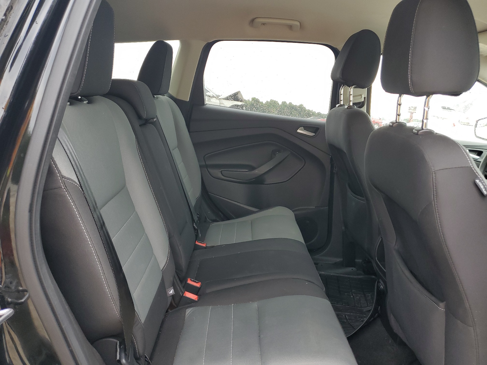 1FMCU0G7XGUC24038 2016 Ford Escape Se