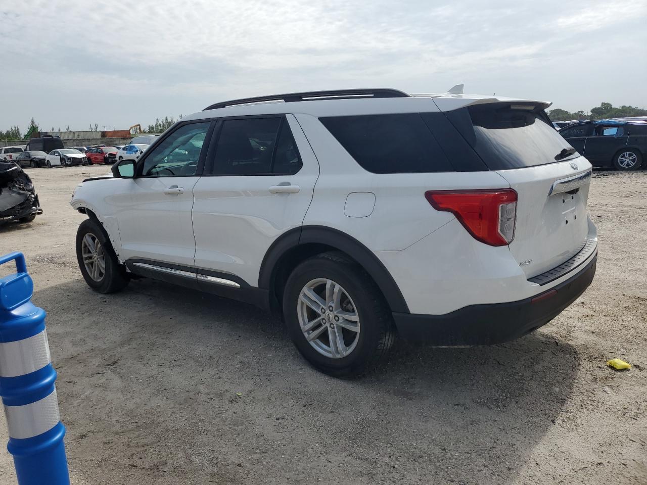 2021 Ford Explorer - Image 2