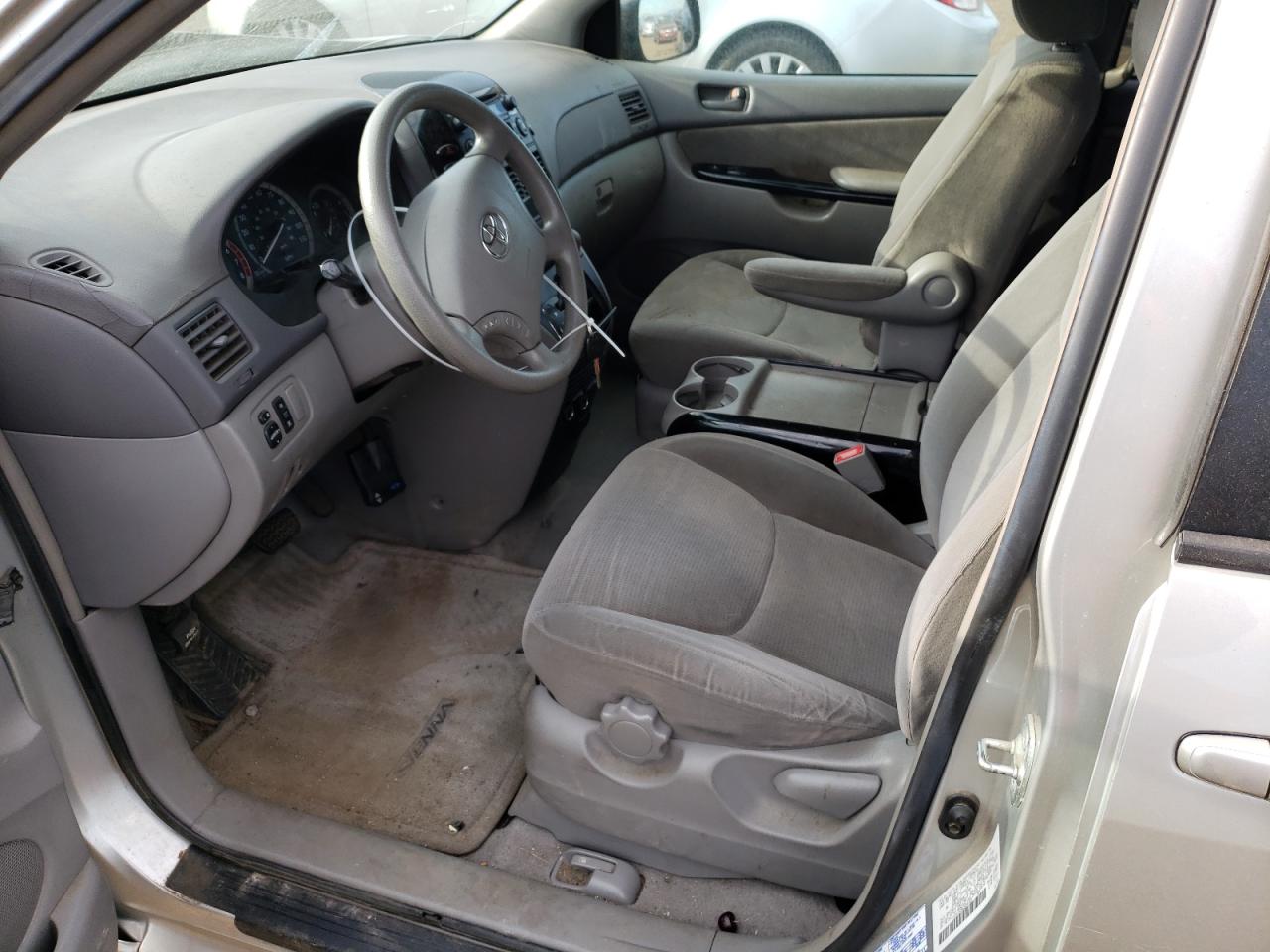 2004 Toyota Sienna Ce VIN: 5TDZA23C04S034397 Lot: 62082663