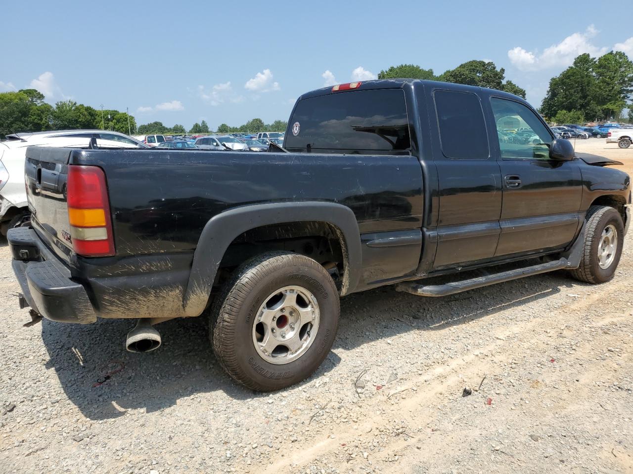 2001 GMC Sierra - Image 3