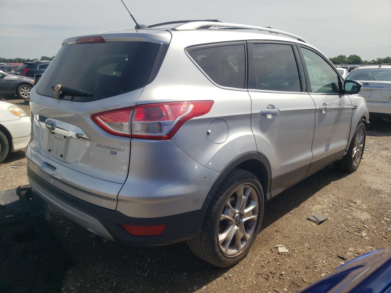 1FMCU9JX5FUA15334 2015 Ford Escape Titanium