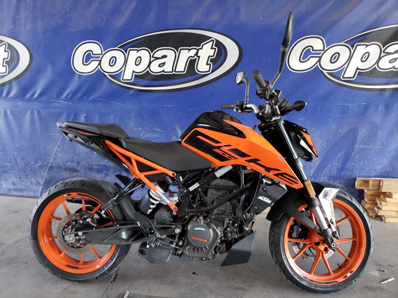 2022 Ktm 200 Duke VIN: MD2JPC409NC039200 Lot: 61519423