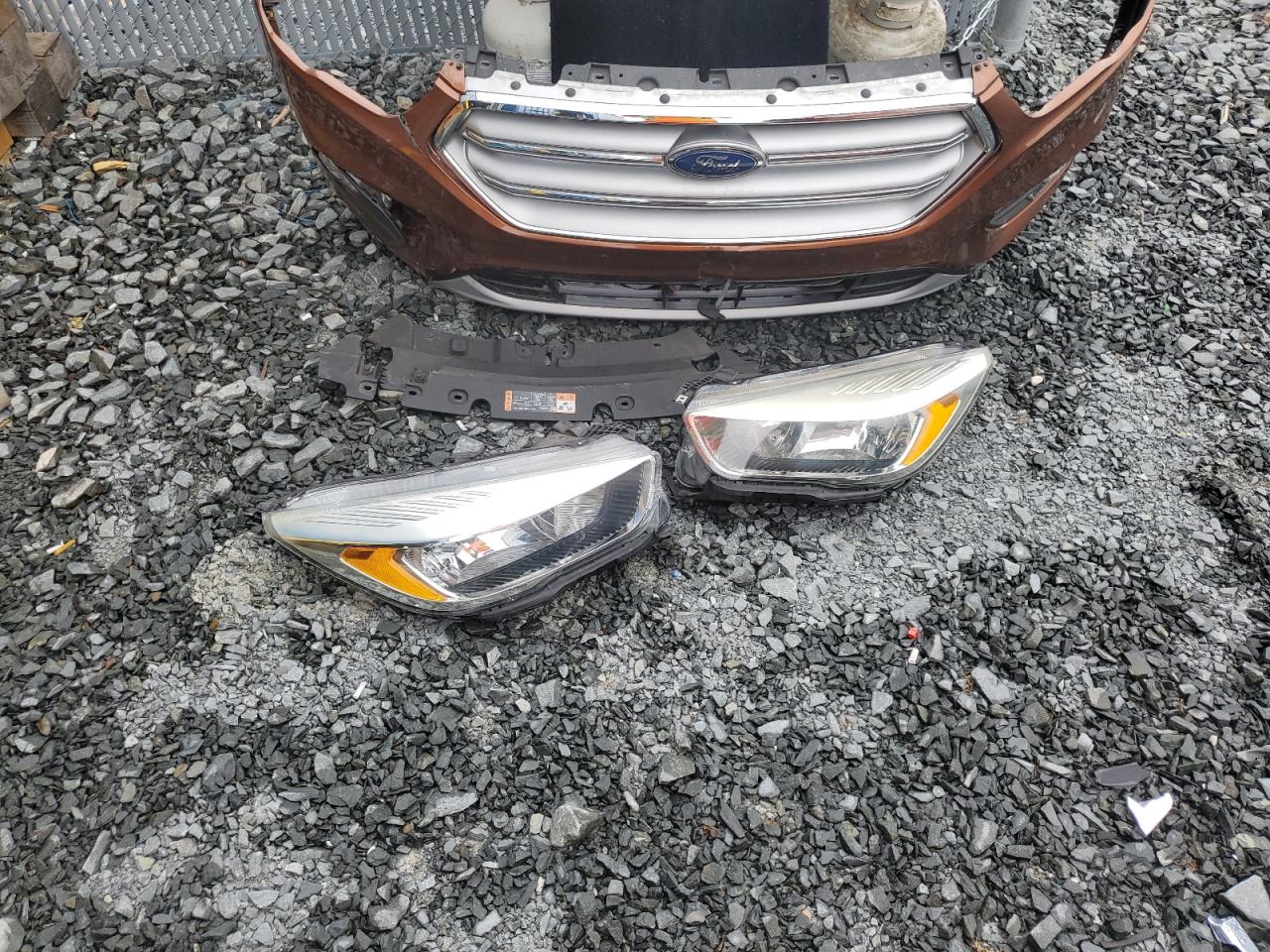 2017 Ford Escape Se VIN: 1FMCU0GD1HUD13584 Lot: 60222523