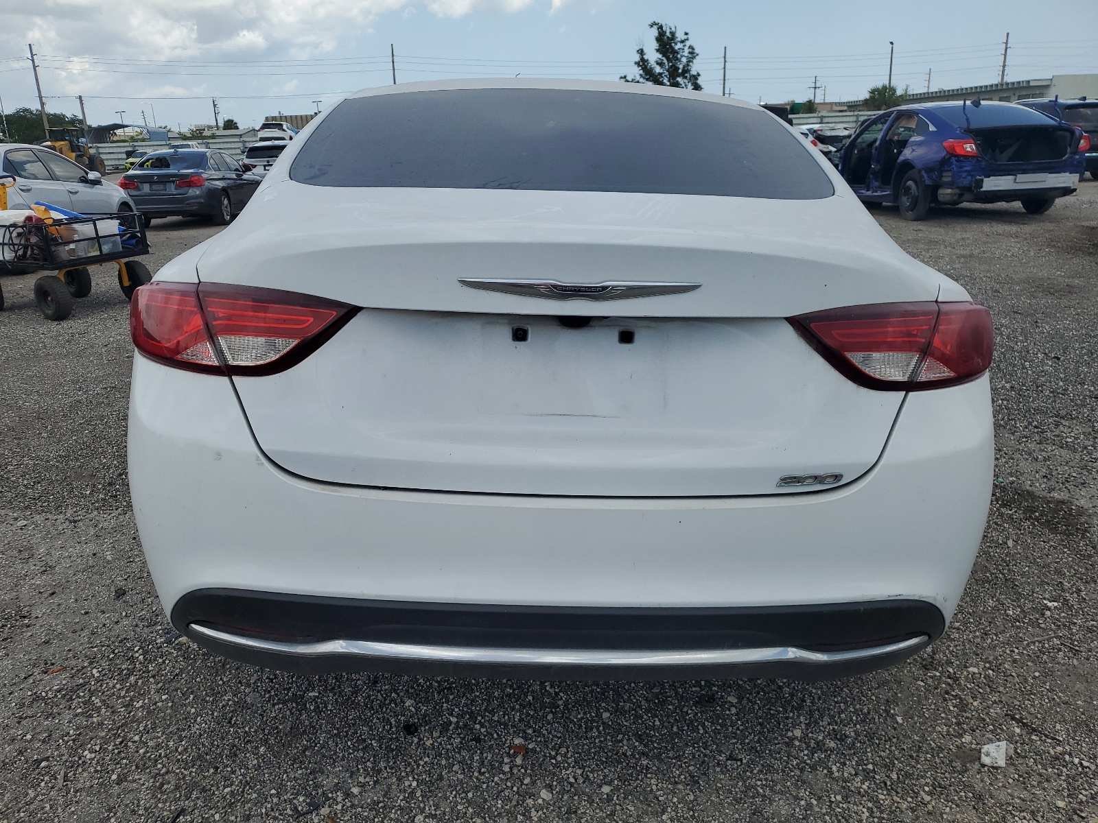 1C3CCCAB8GN112892 2016 Chrysler 200 Limited