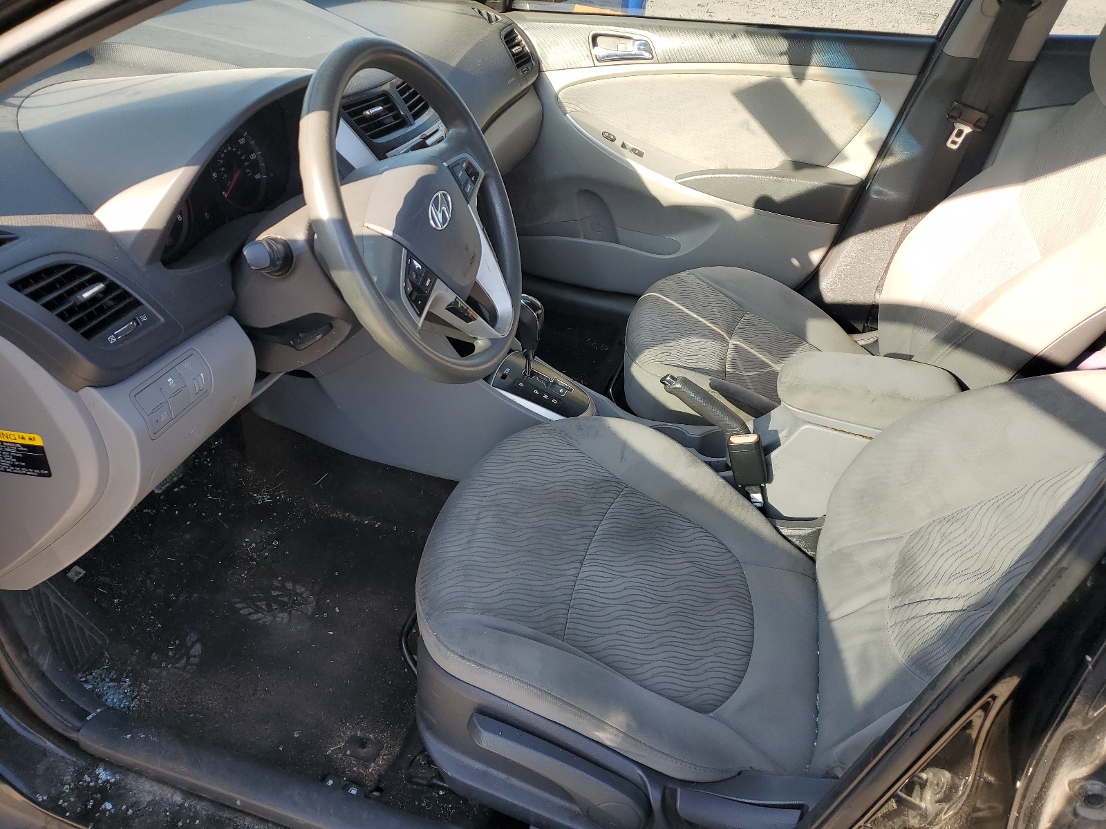 KMHCU4AE7EU611772 2014 Hyundai Accent Gls