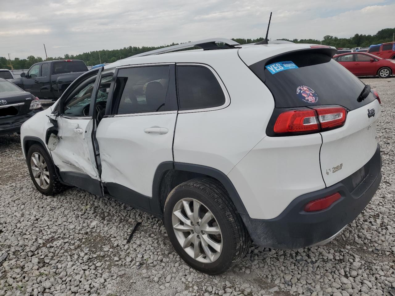 2017 Jeep Cherokee Limited VIN: 1C4PJLDS7HW560308 Lot: 60572413