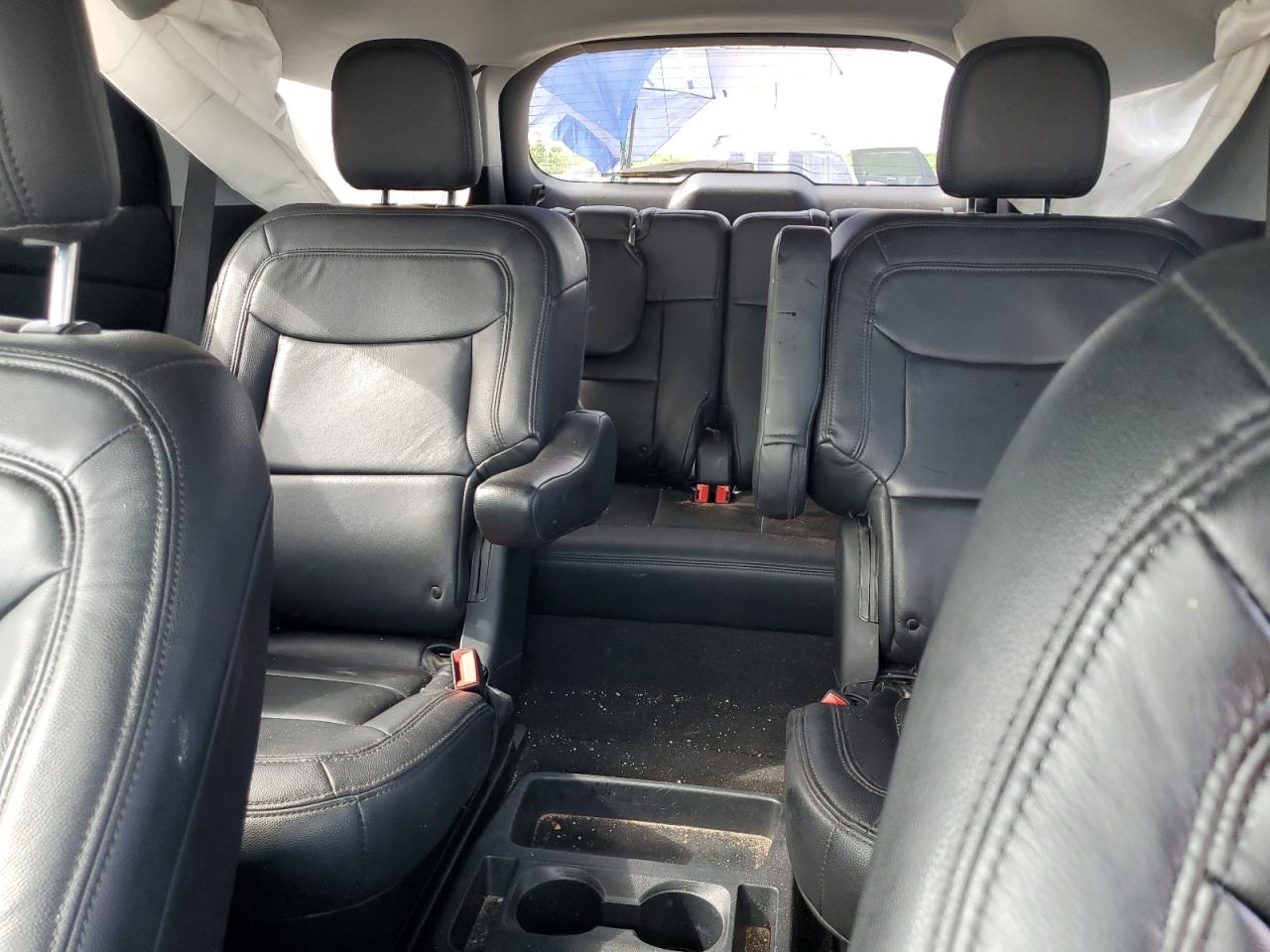 2021 Ford Explorer - Image 10