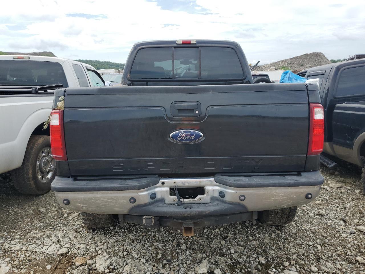 2005 Ford F350 - Image 6