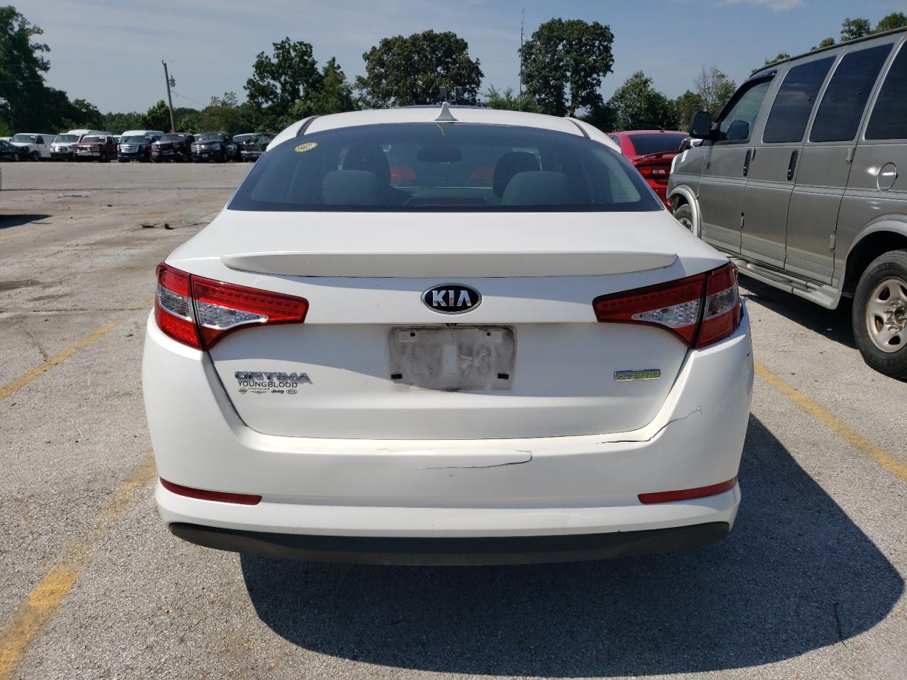 2013 Kia Optima Hybrid VIN: KNAGM4AD6D5054114 Lot: 61777563