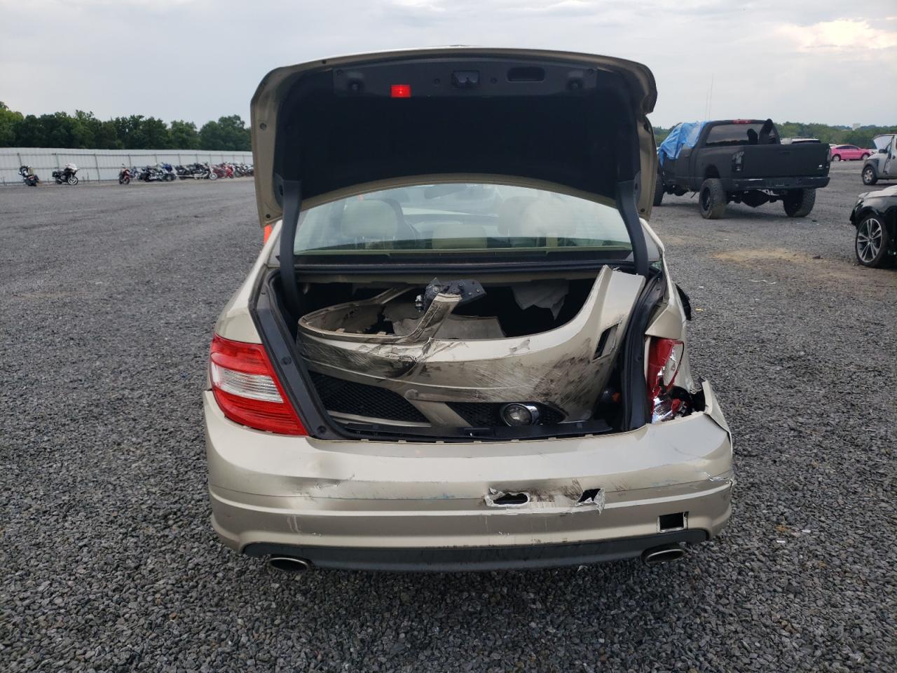 2010 Mercedes-Benz C 300 VIN: WDDGF5EB8AR101343 Lot: 58537733