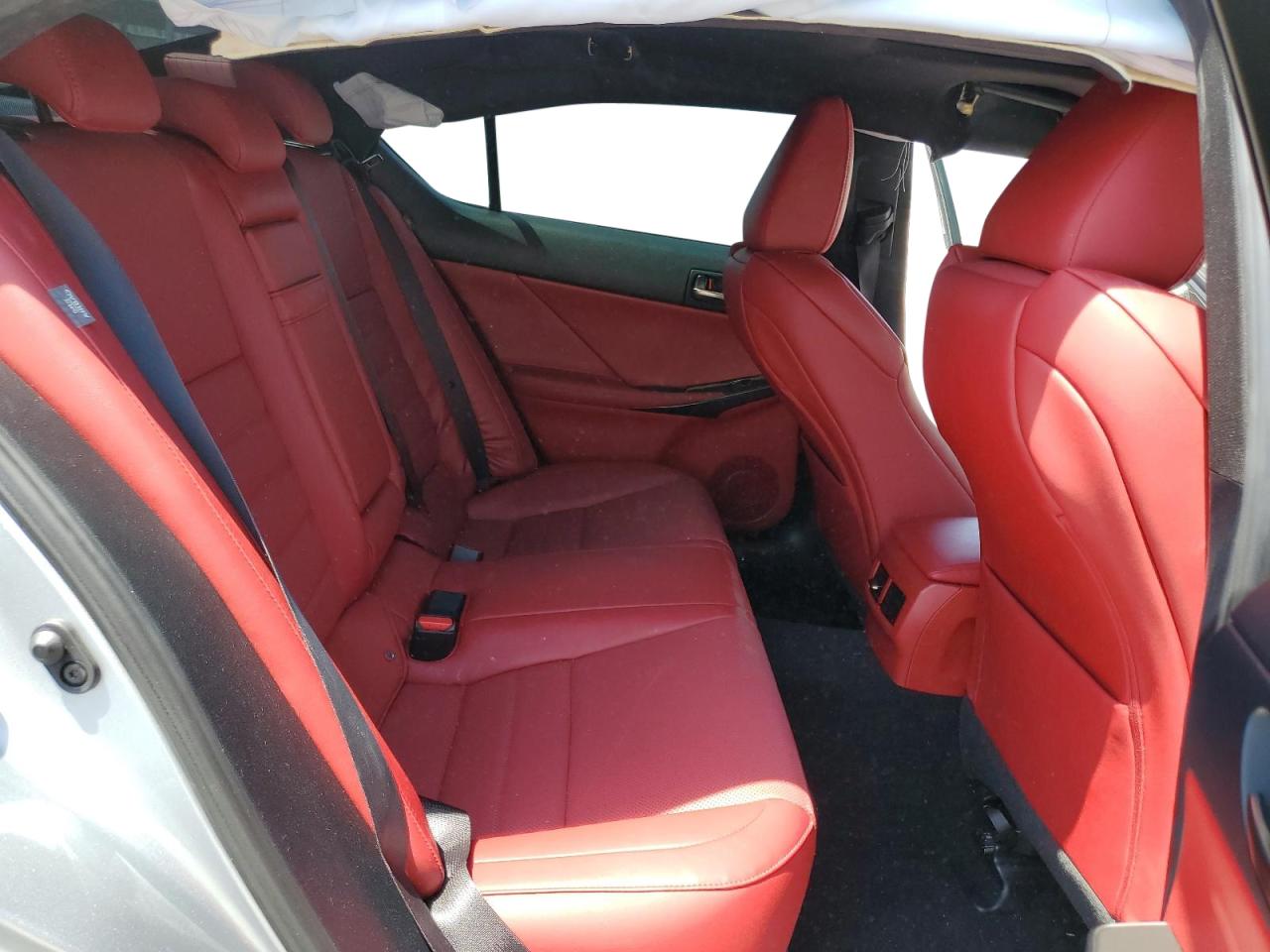 2021 Lexus IS - Image 10