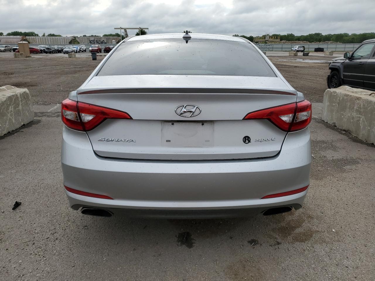 5NPE34AF4GH340935 2016 Hyundai Sonata Sport