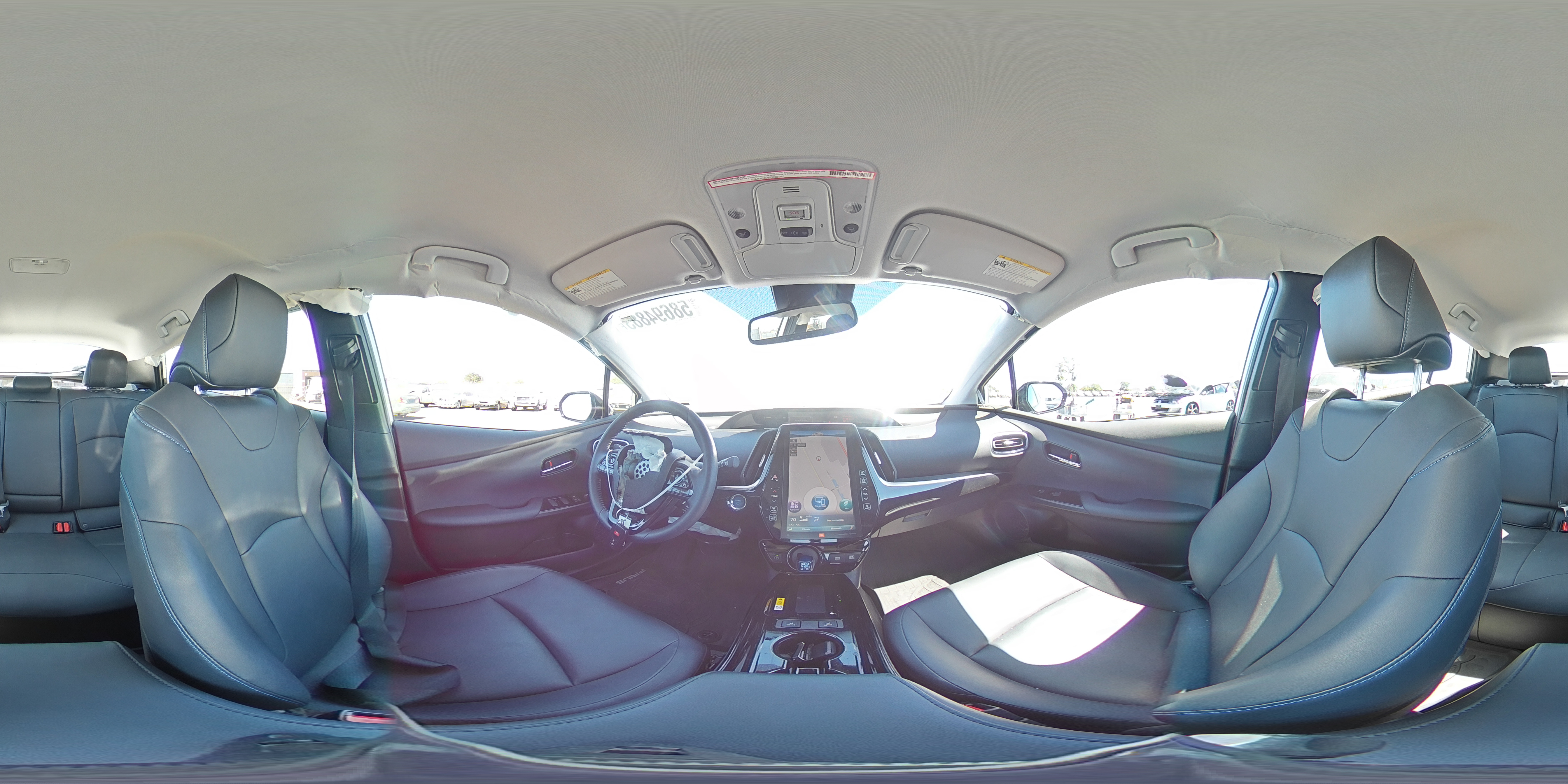2020 Toyota Prius - Image 12