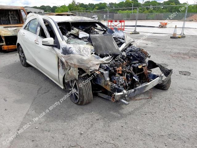 2015 MERCEDES-BENZ A 180 D SE A180D SE 5DR
