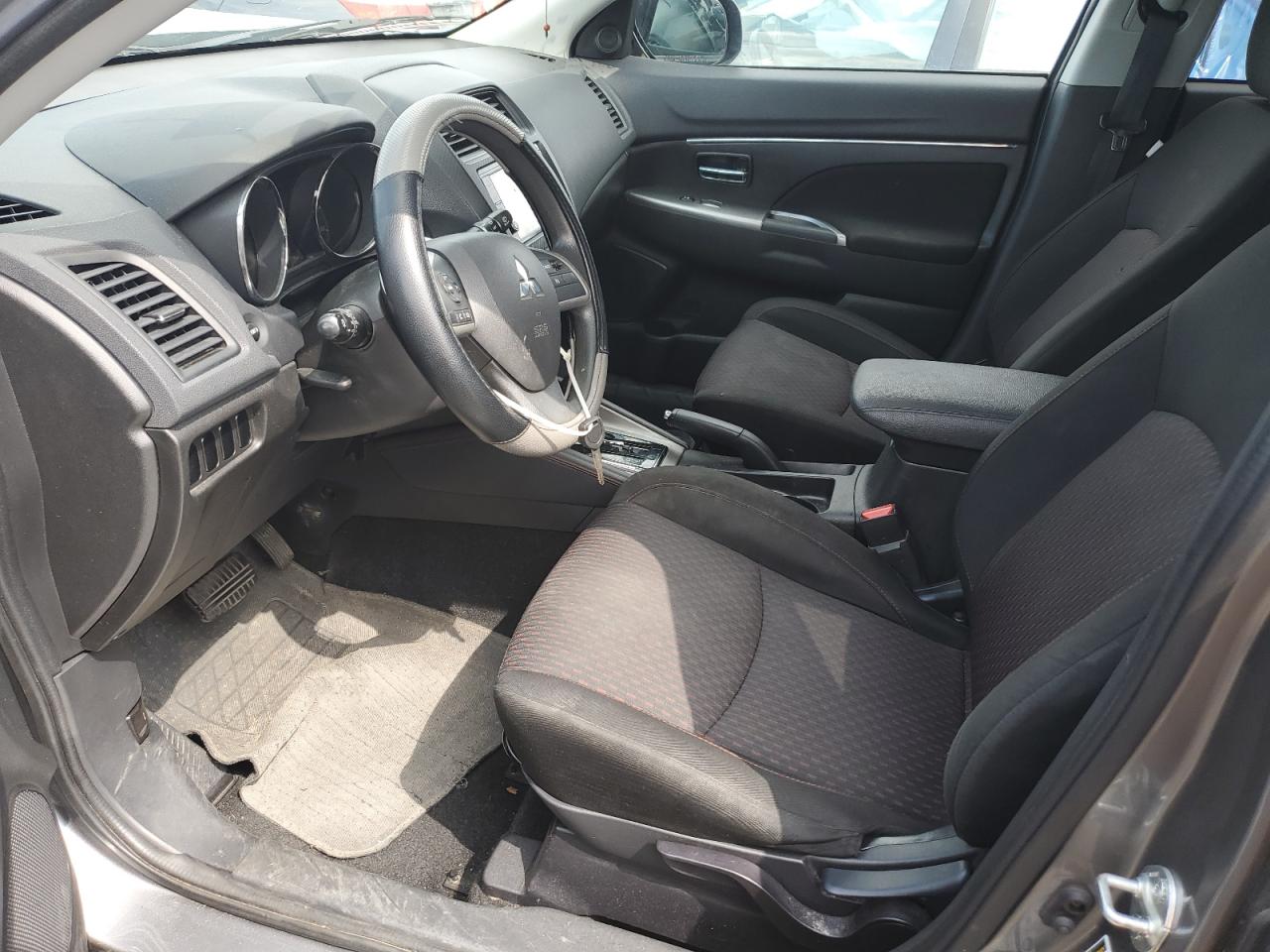 JA4AR3AU8KU007216 2019 Mitsubishi Outlander Sport Es