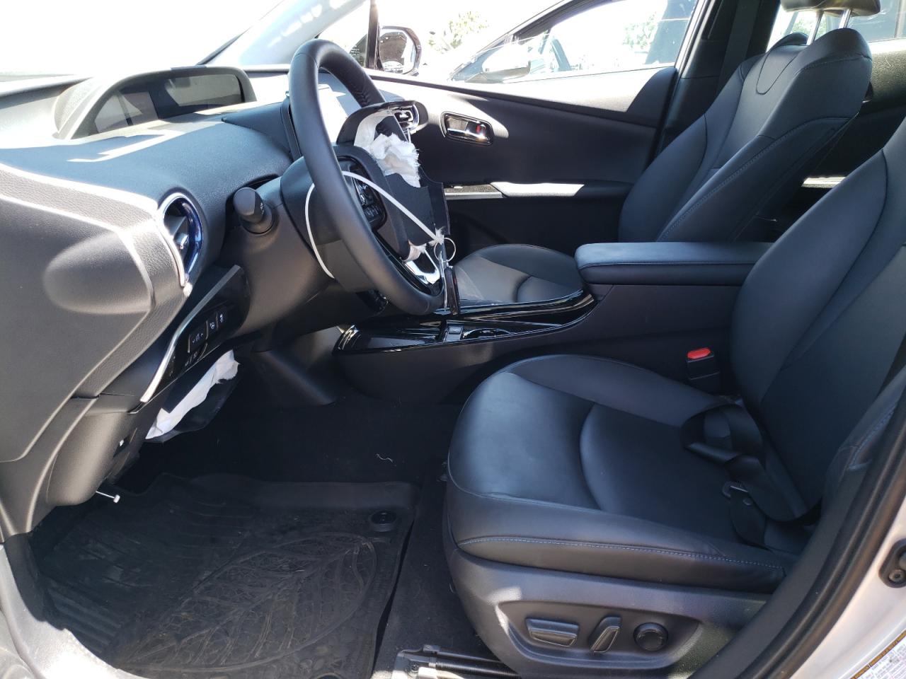 2020 Toyota Prius - Image 7